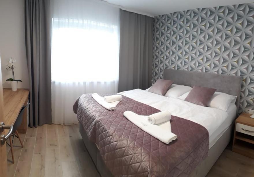 Apartmanovy Dum Na Kolonade 레드니체 외부 사진