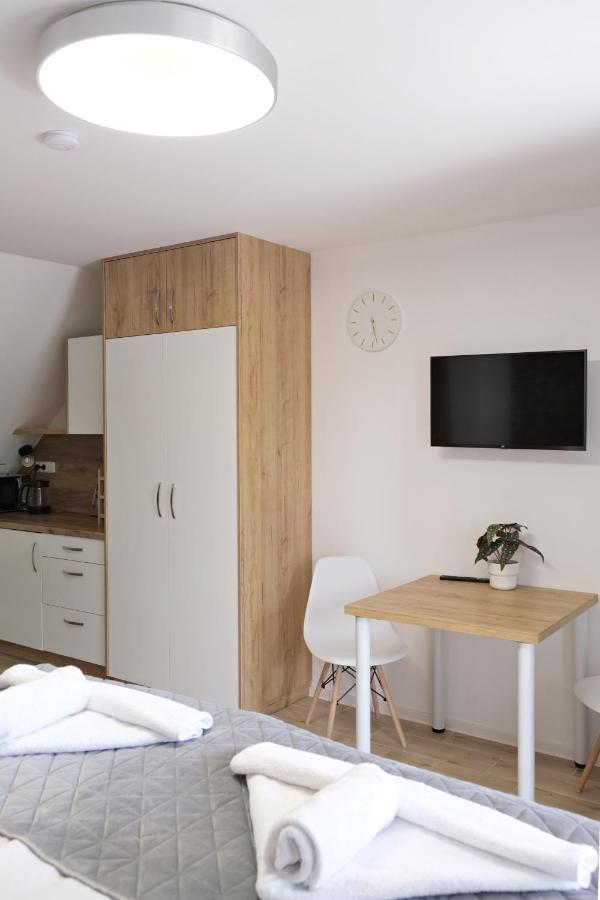 Apartmanovy Dum Na Kolonade 레드니체 외부 사진